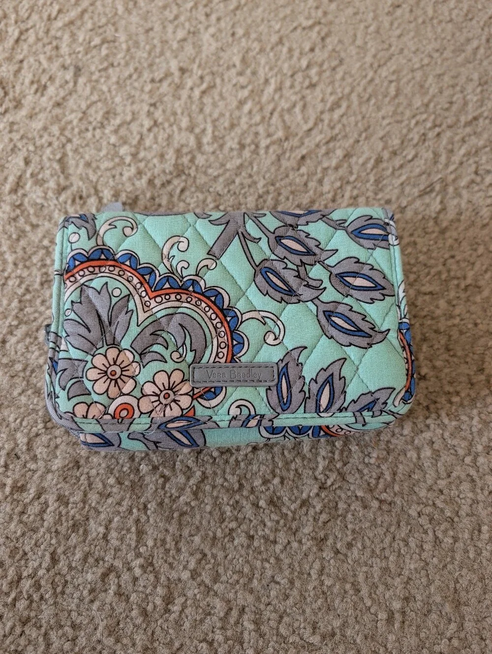 Vera Bradley Quilted Floral Wallet - Mint Green